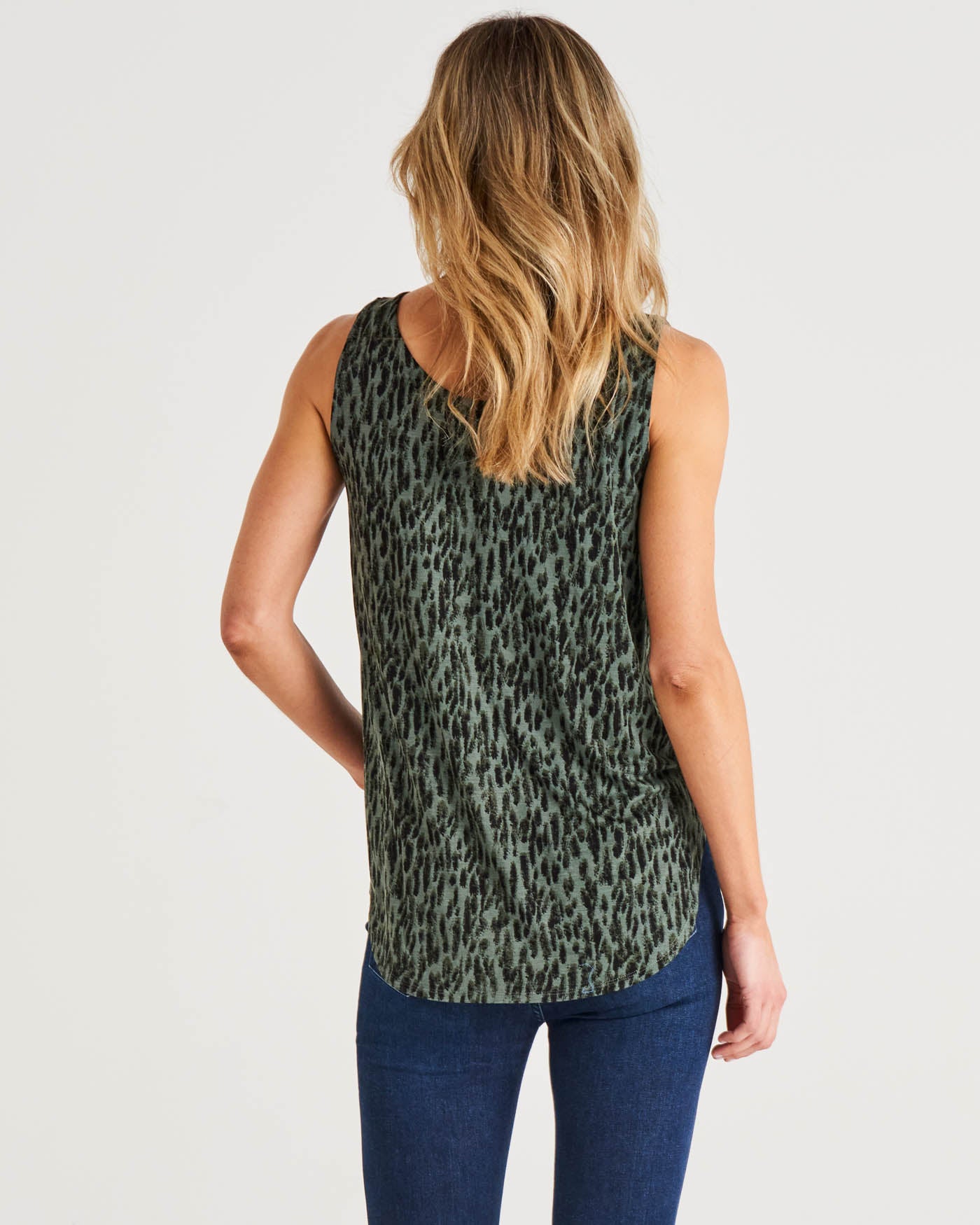 Marley Relaxed Fit Scoop Neck Curved Hem Tank - Abstract Green Print