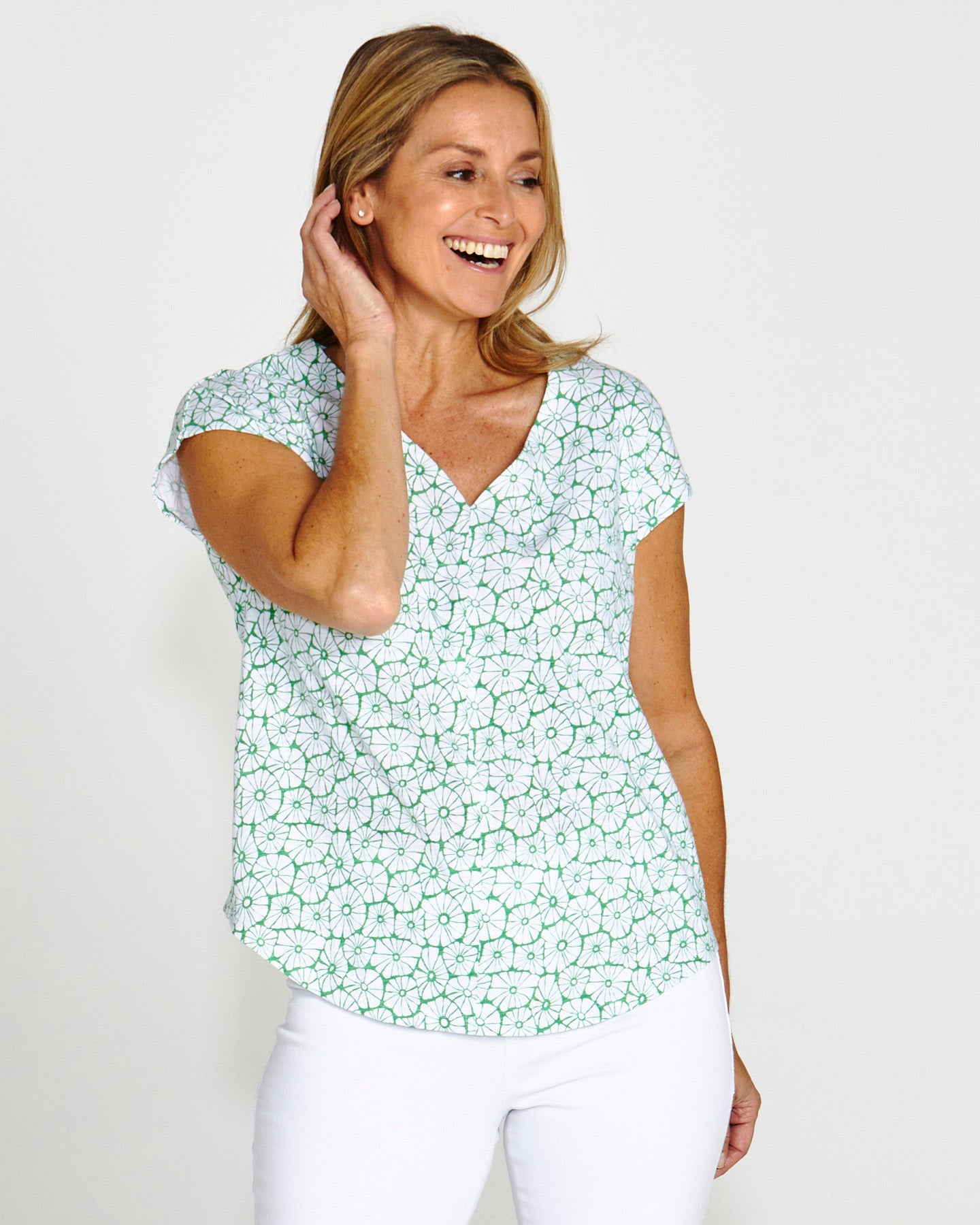 Summer Relaxed Front Seam V-Neck Basic Cotton Tee - Retro Floral Green/White
