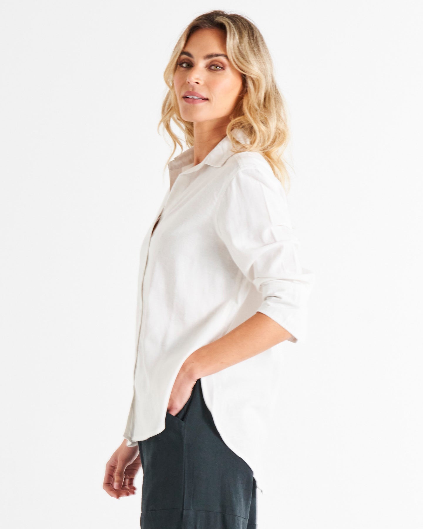 Caprice Relaxed Button-Up Linen-Blend Shirt - White