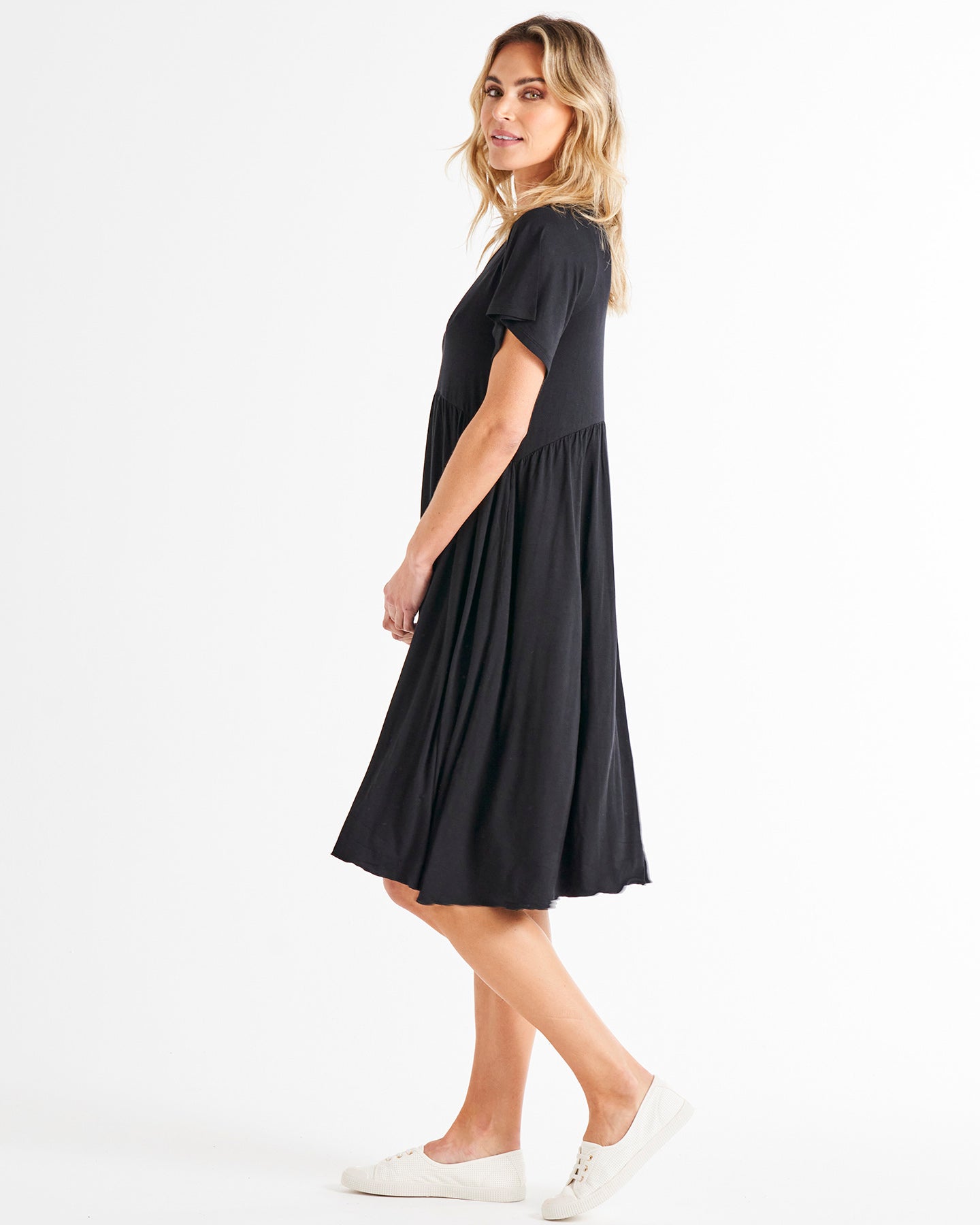 Donna Stretchy Frill Sleeve T-Shirt Dress - Black