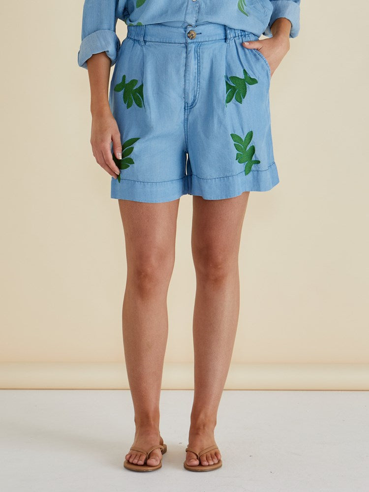 Daria Lyocell Short - Leaf Mid Wash