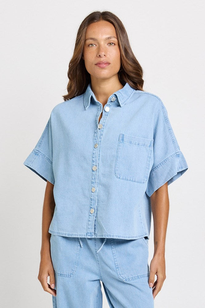 Dawn Denim Shirt - Medium Wash | Betty Basics