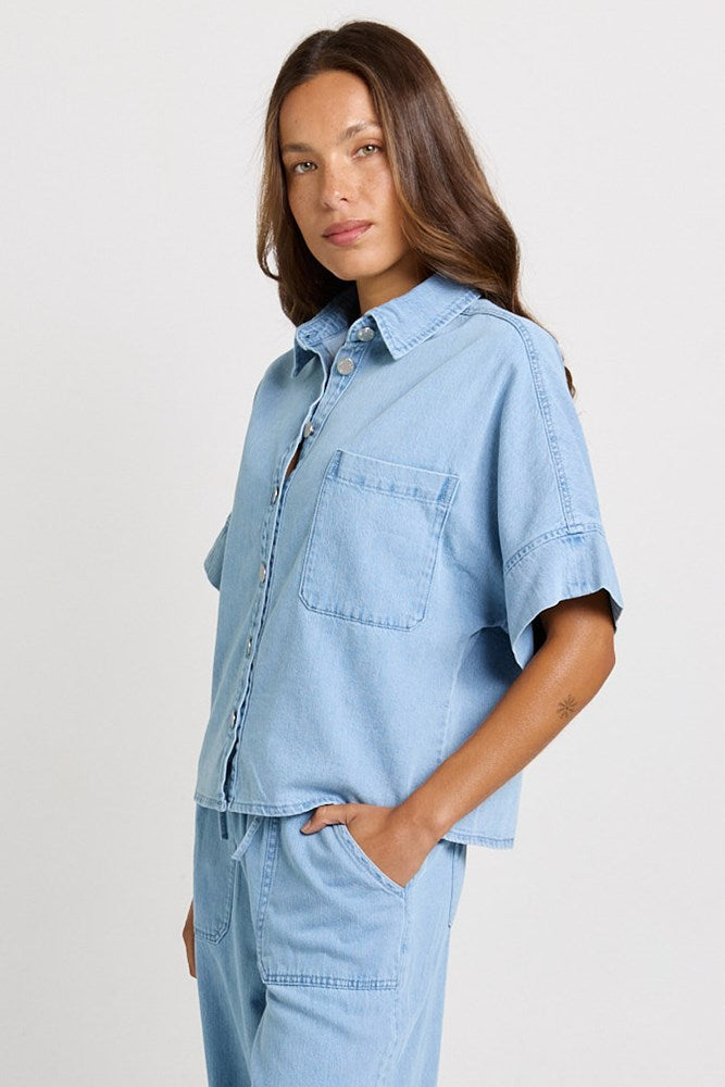 Dawn Denim Shirt - Medium Wash | Betty Basics