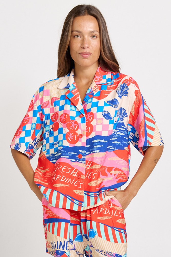 Sable Shirt - Mediterranean Print | Betty Basics