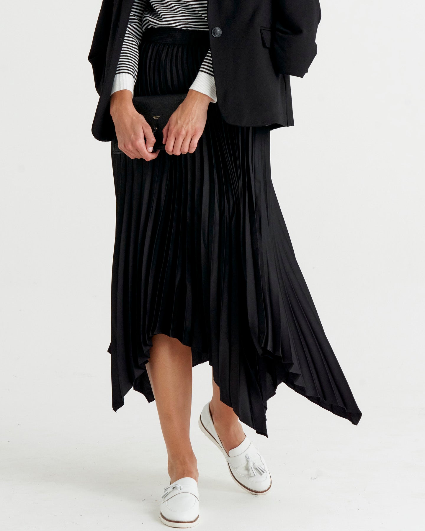 Black pleated skirt best sale melbourne