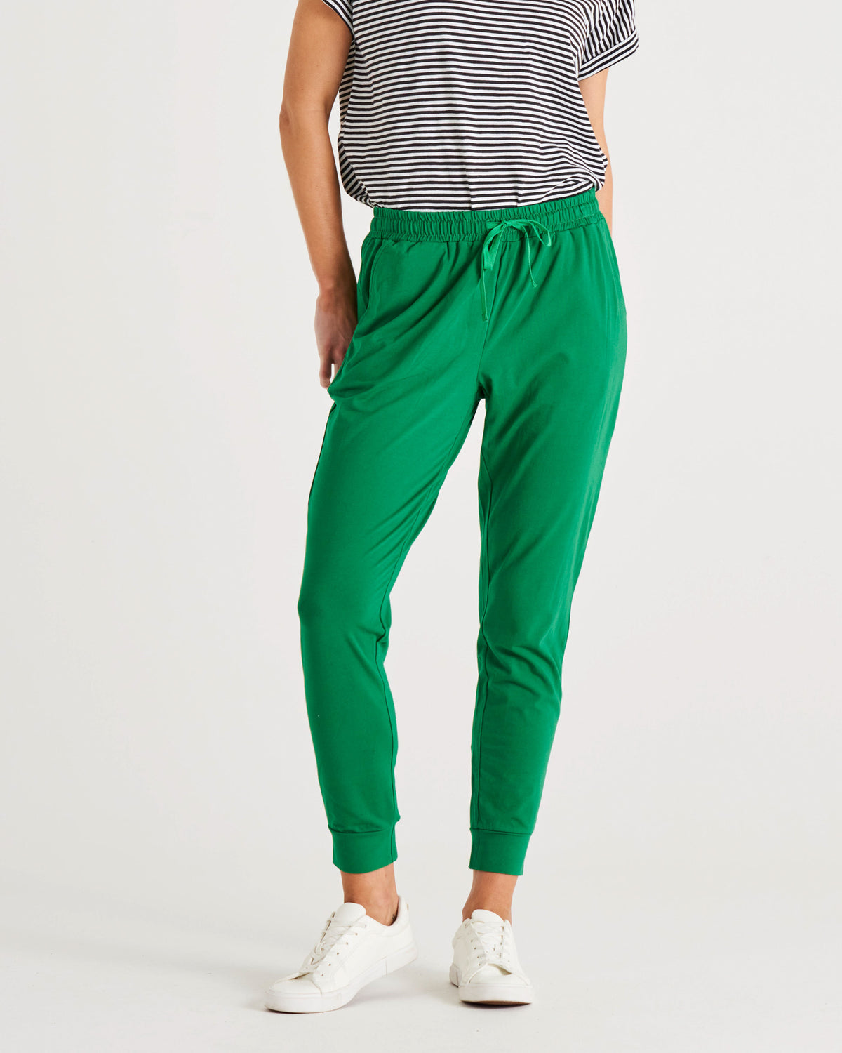 Paris Pant by Betty Basics - Charcoal