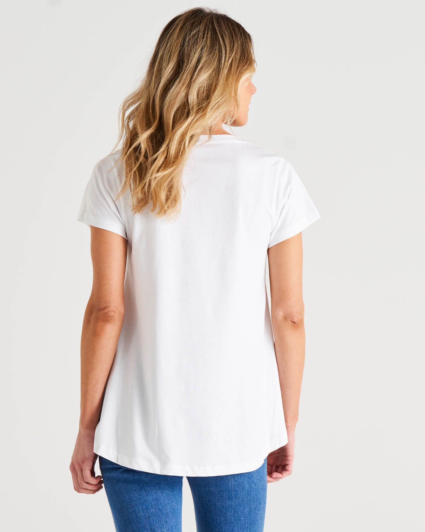 Tegan Relaxed Fit Swing Basic Cotton Tee - White
