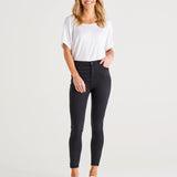 Betty Essential Jeans - Black