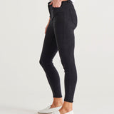 Betty Essential Jeans - Black