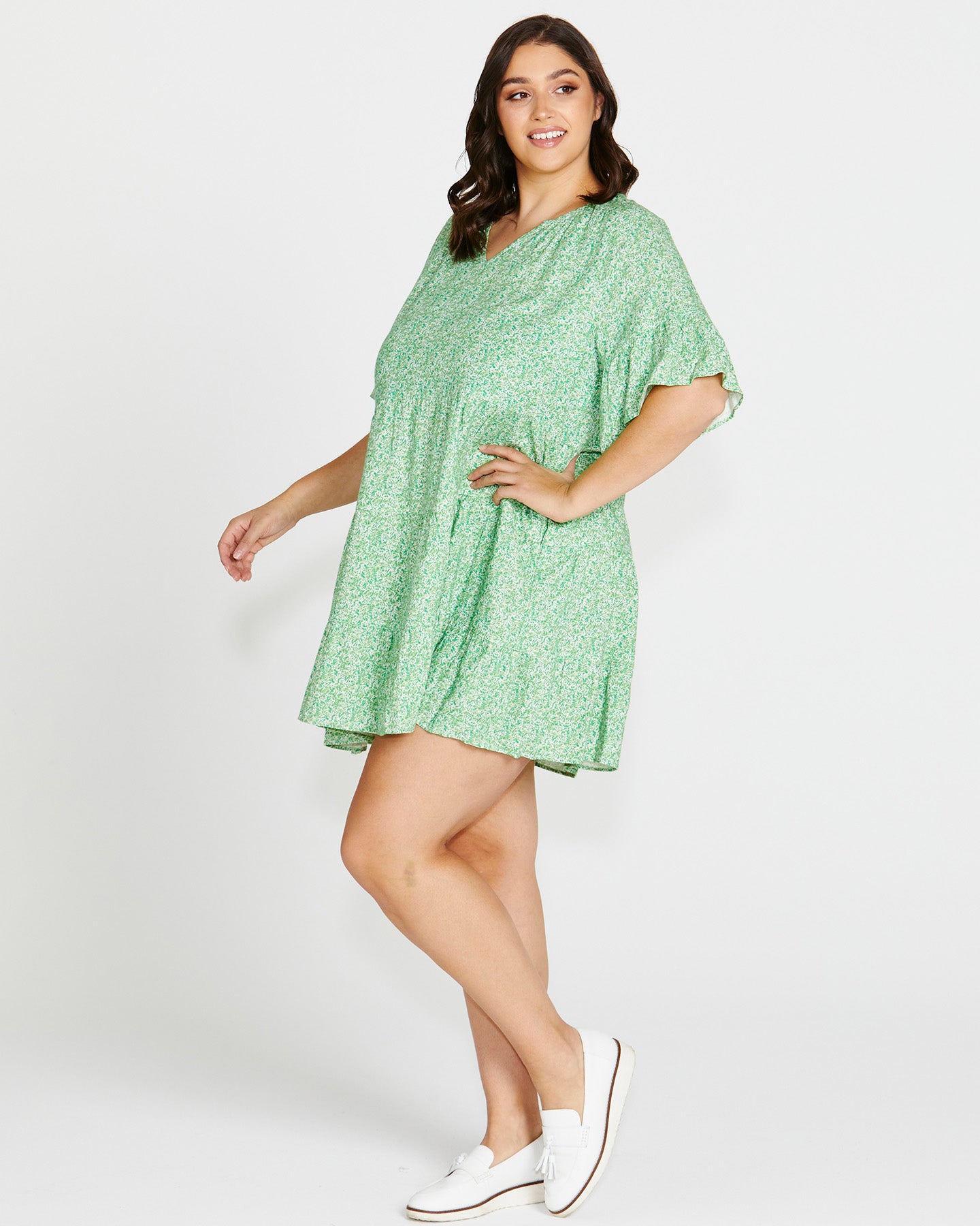 Sally Frill Sleeve Above-Knee Summer Linen-Blend Dress - Green Wild Animal Print