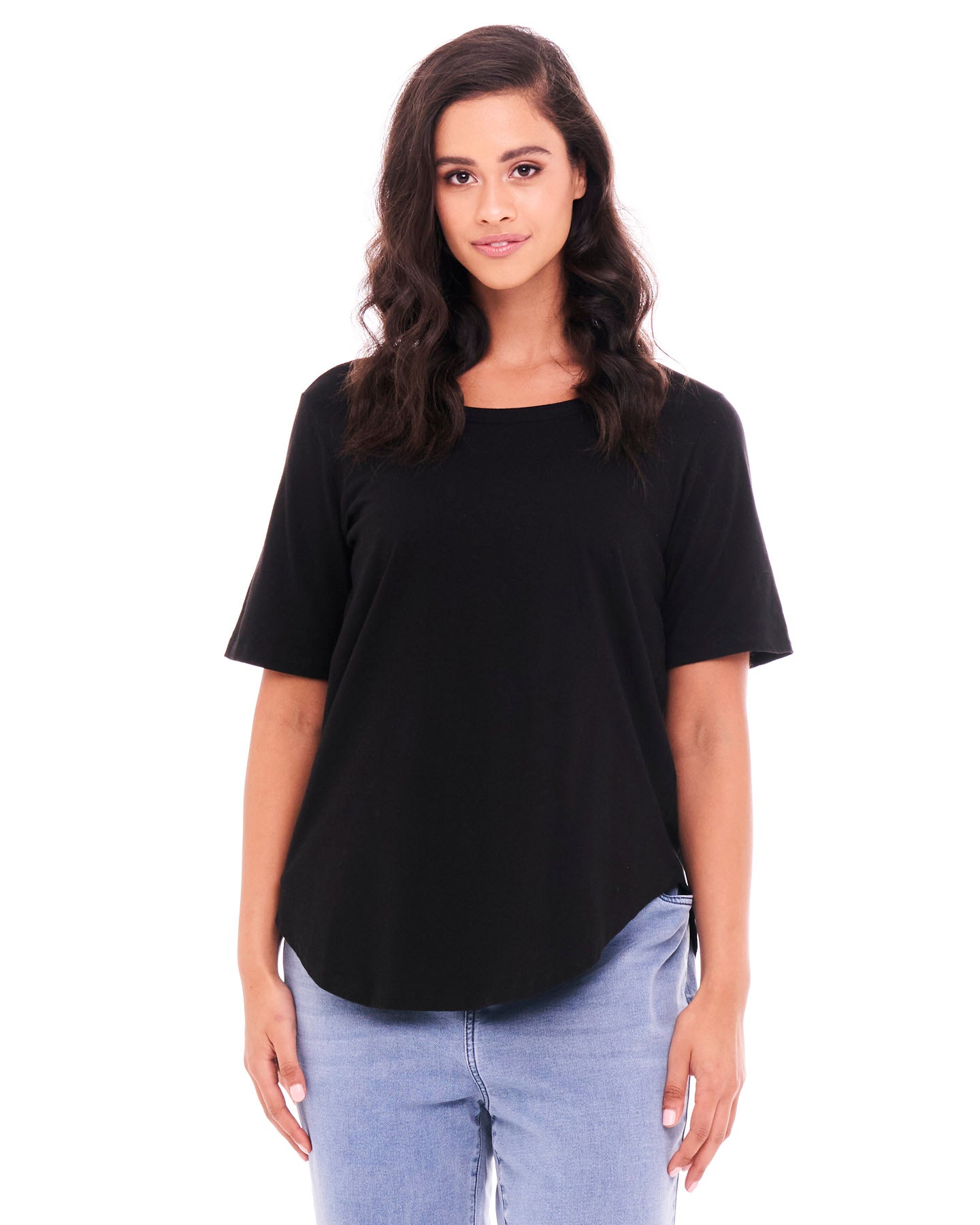 Ariana Basic Cotton Basic Tee - Black